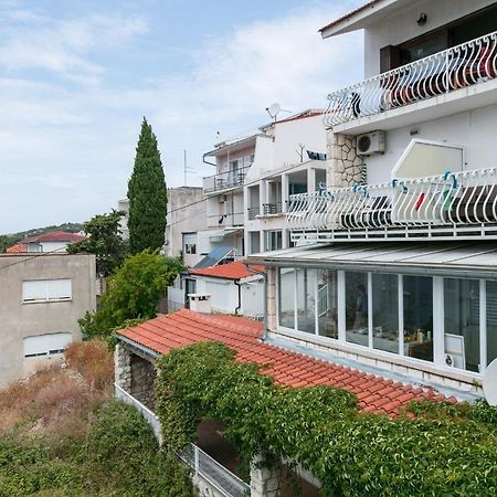Apartments By The Sea Hvar - 14197 Hvar Town Exterior photo
